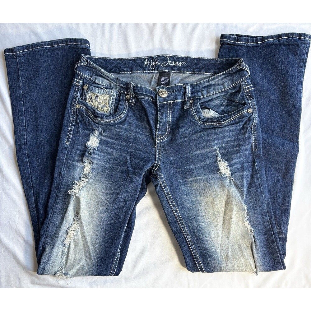 Ariya Jeans Pants Womens Size 9/10 Blue Denim Distressed Bootcut Embroidered